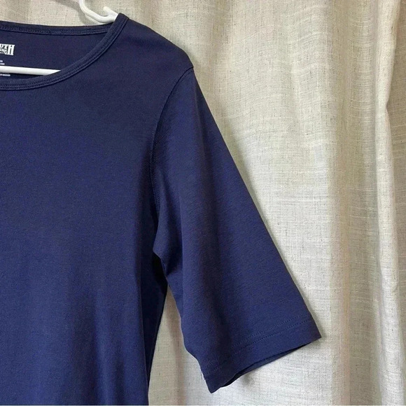 Duluth Trading Co | Quarter Sleeve Navy Blue Tee 100% Cotton Women’s Small Shirt - Picture 4 of 5